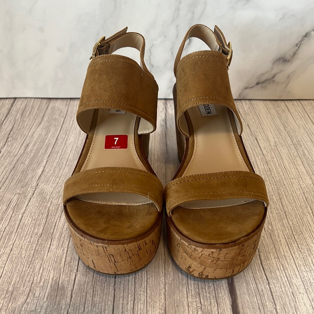 NWT Steve Madden Caytln Wedge Sandals (7)